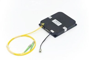 C波段摻鉺光纖小信號放大器